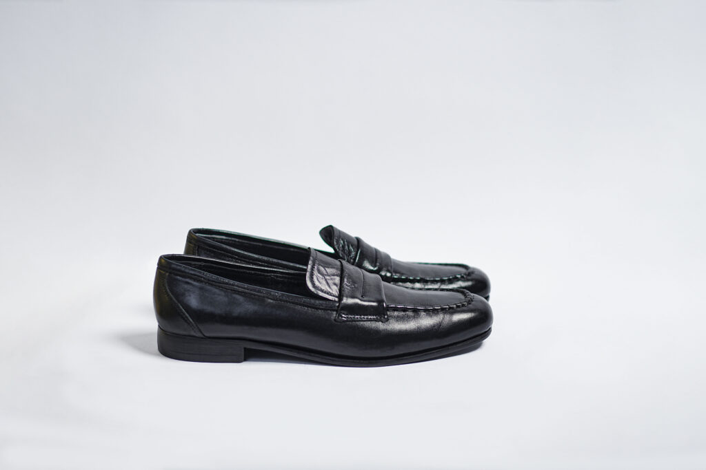 Akin - Image 3