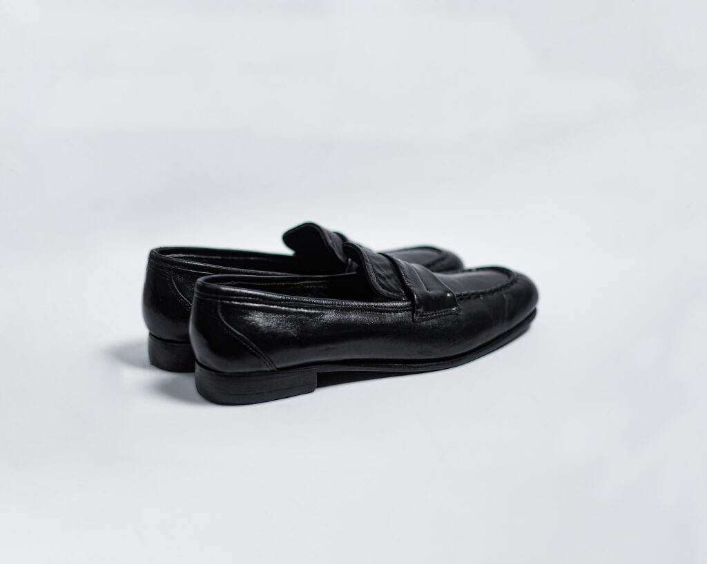 Akin - Image 6