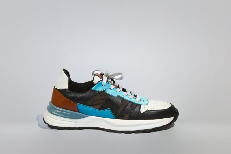 Meed Kicks runner by BLD Limited Collection
